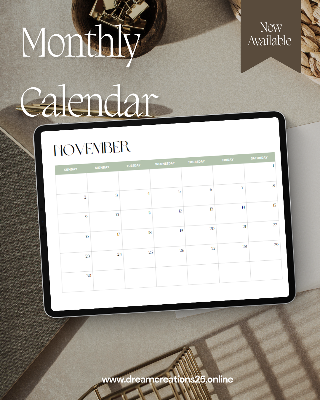 Green Minimalist Monthly Calendar